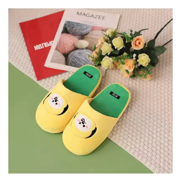BT21 CHIMMY Plush Slippers – view 1