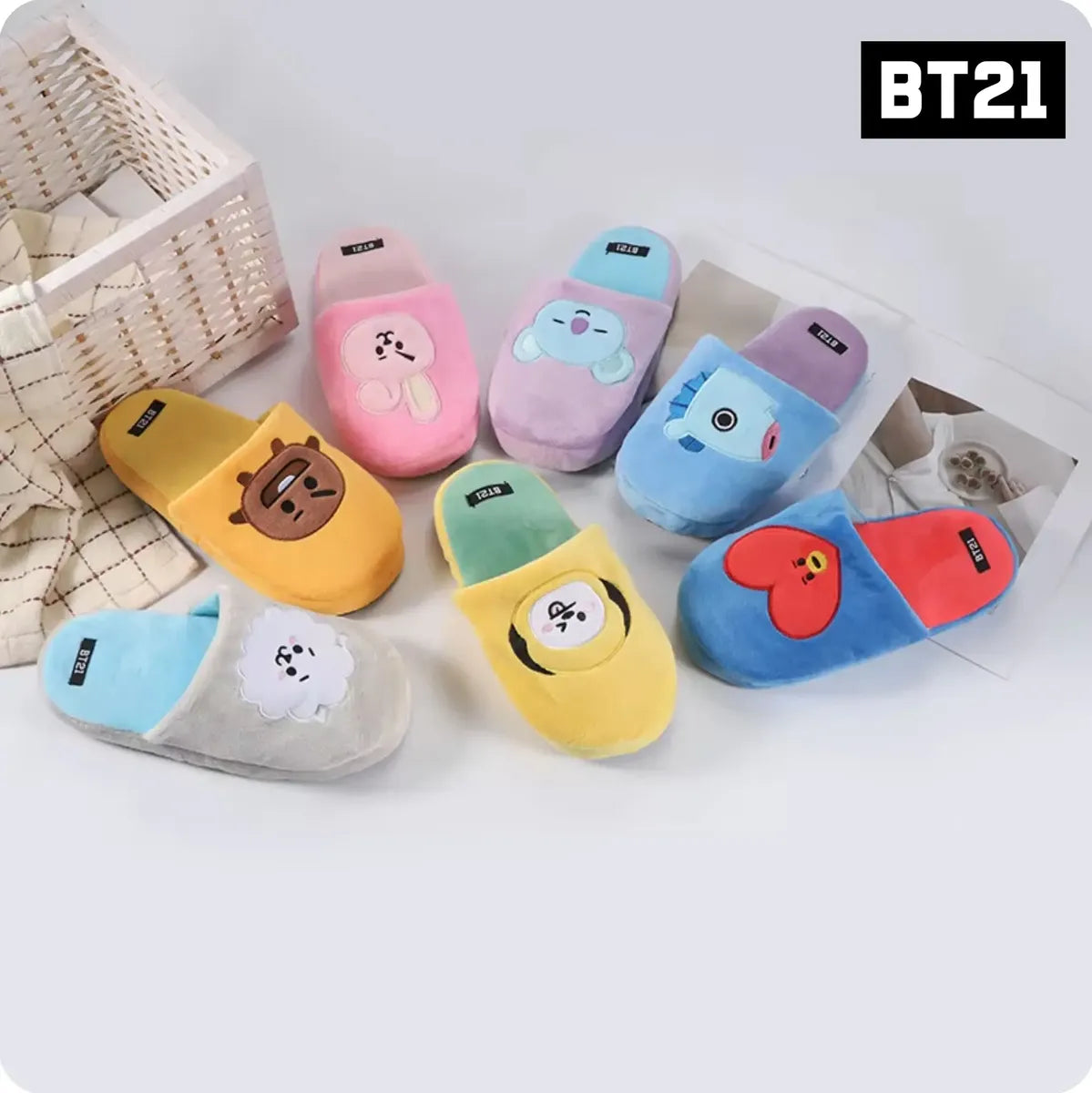 BT21 SHOOKY Plush Slippers – view 9