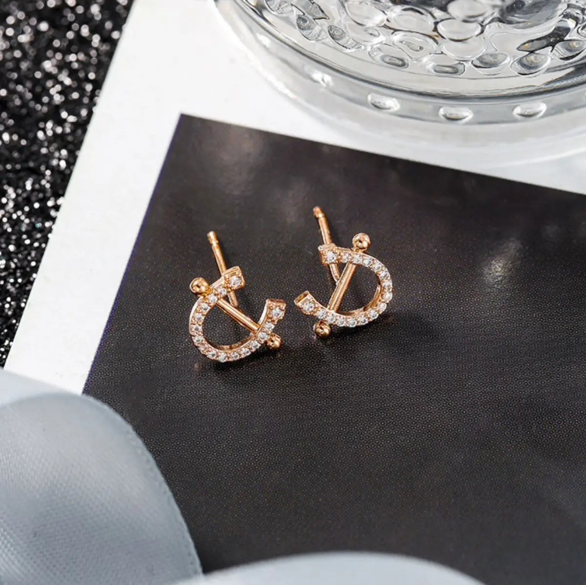 Nevertheless Horseshoe Drop Earrings — image 8