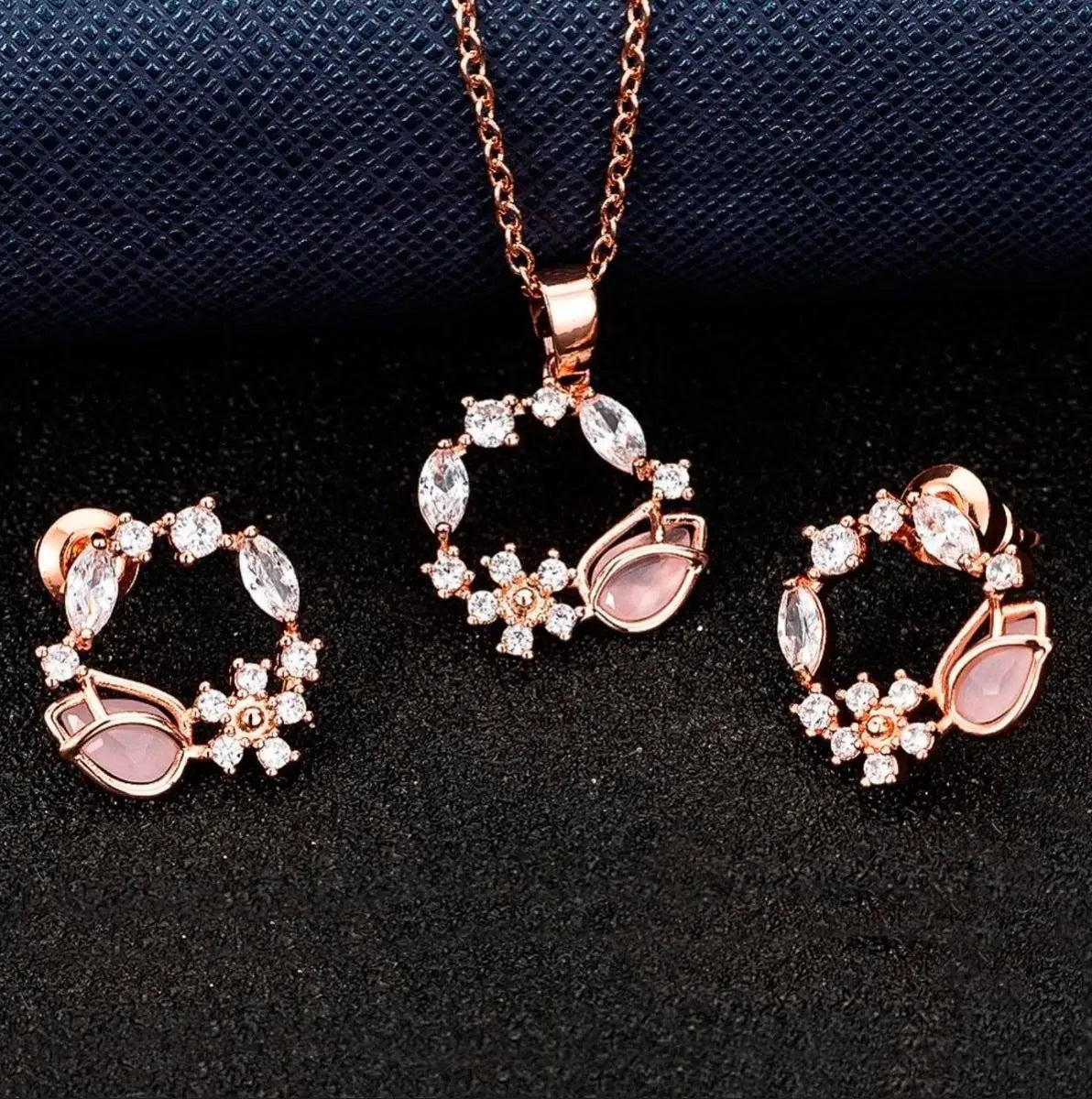 Pink Tulip Necklace & Earrings Set – Rose Gold-Tone — image 3