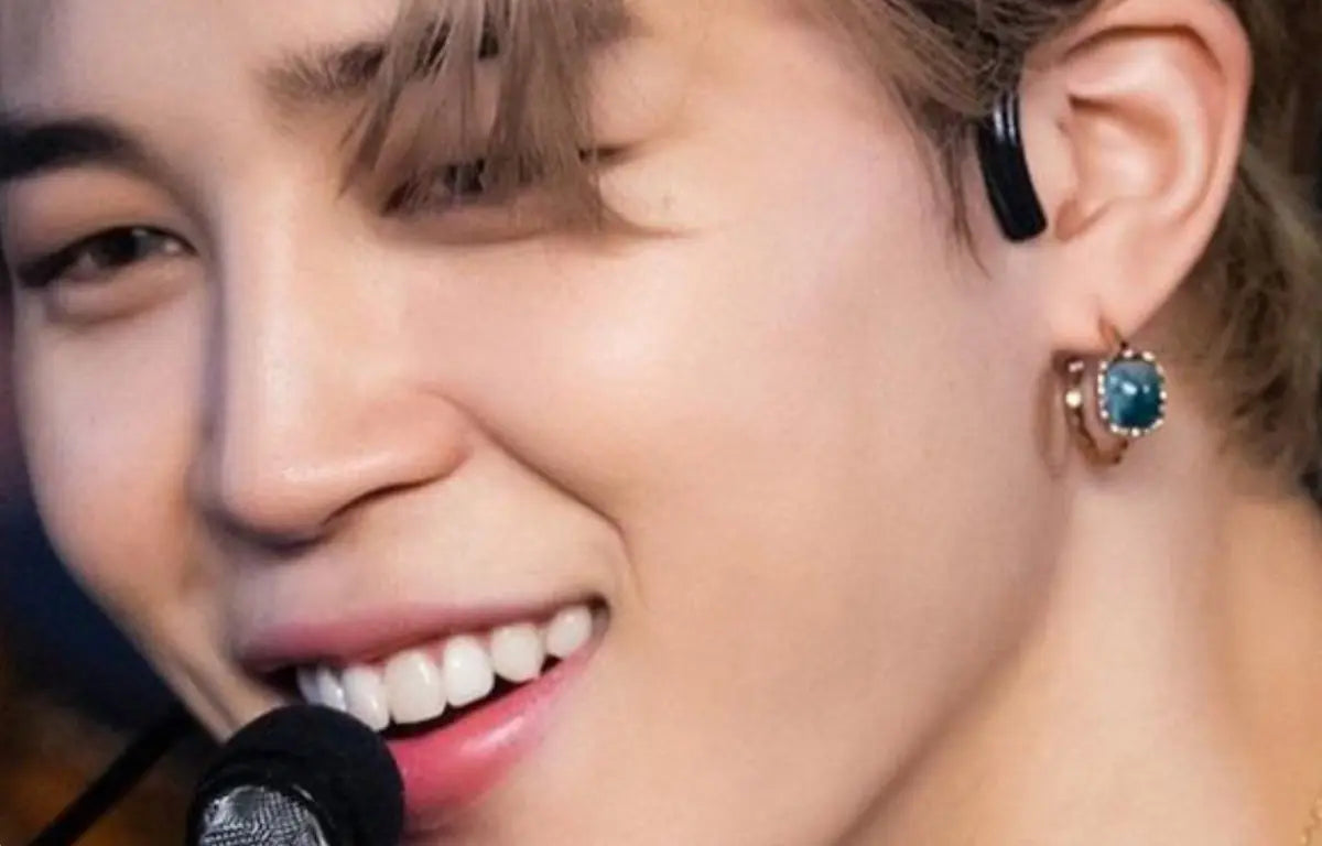 BTS Jimin Green & Gold Hoop Earrings — image 4