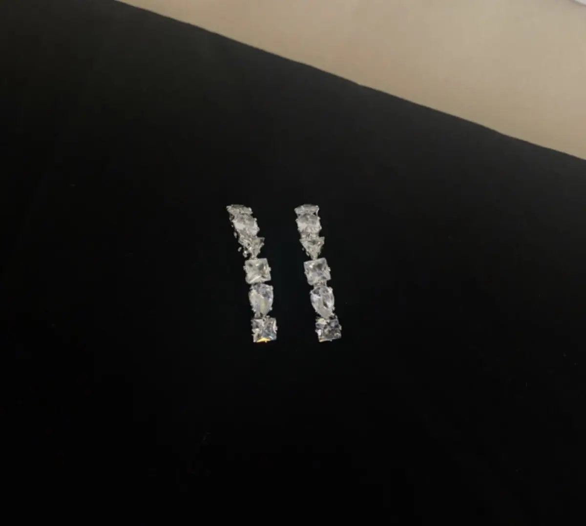 Vincenzo Hong Cha-young Crystal Earrings — image 6